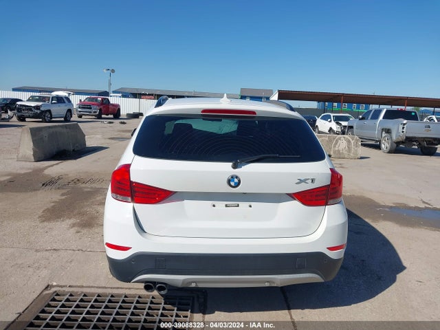 BMW X1 Sdrive28i 2015 WBAVM1C5XFVZ94432 Image 16