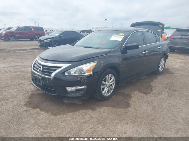 Nissan Altima 2.5 S 2014 1N4AL3AP0EN232087 Image 2