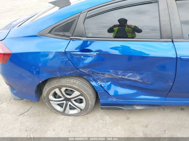 2HGFC2F65KH511938 Honda Civic Lx