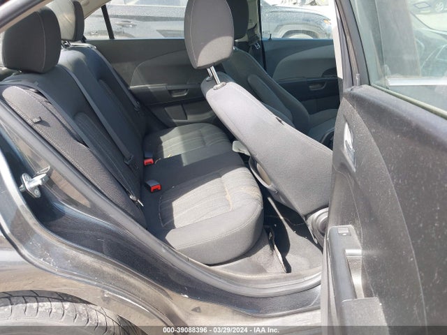 Chevrolet Sonic Lt Auto 2017 1G1JD5SH5H4108135 Image 8
