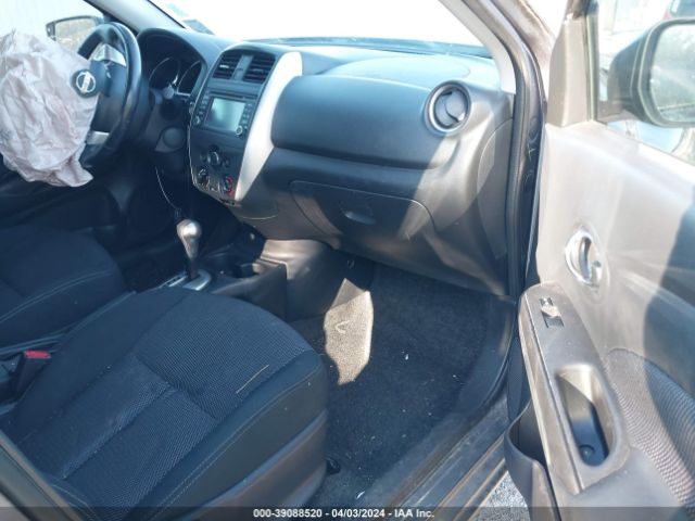 3N1CN7AP4GL883085 Nissan Versa 1.6 Sl