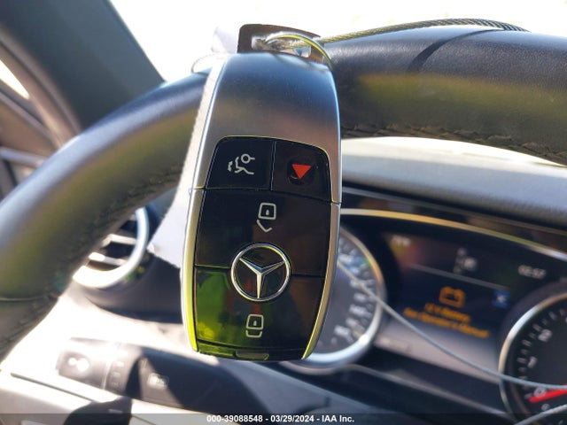 Mercedes-Benz E 300 2019 WDDZF4JB1KA647376 Image 11
