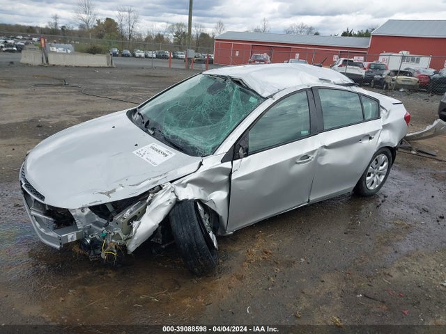Chevrolet Cruze Ls Auto 2014 1G1PA5SH2E7218735 Image 2