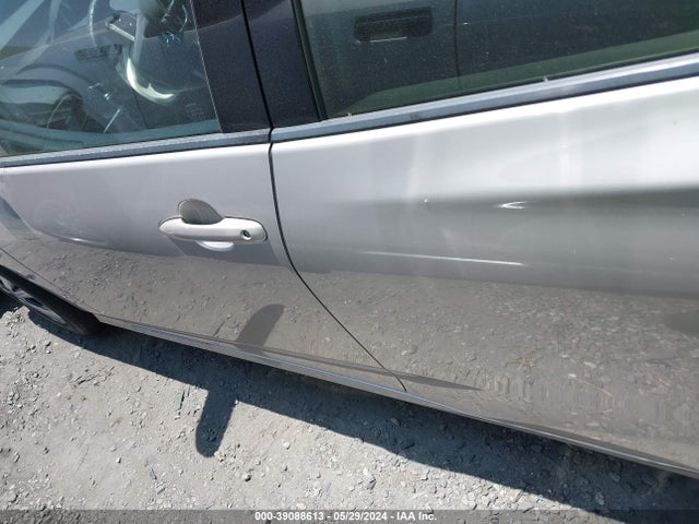 Toyota Prius Prime Premium 2017 JTDKARFP1H3046218 Image 15