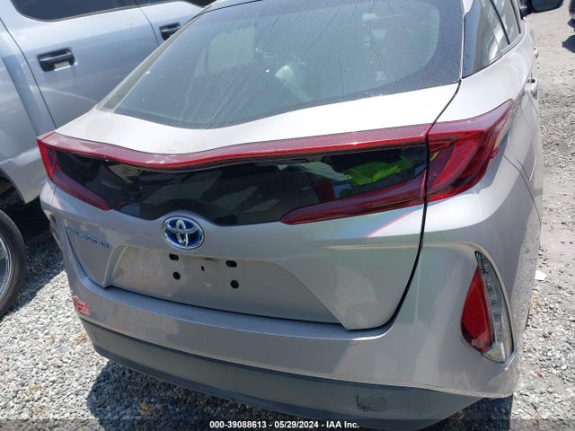 Toyota Prius Prime Premium 2017 JTDKARFP1H3046218 Image 17