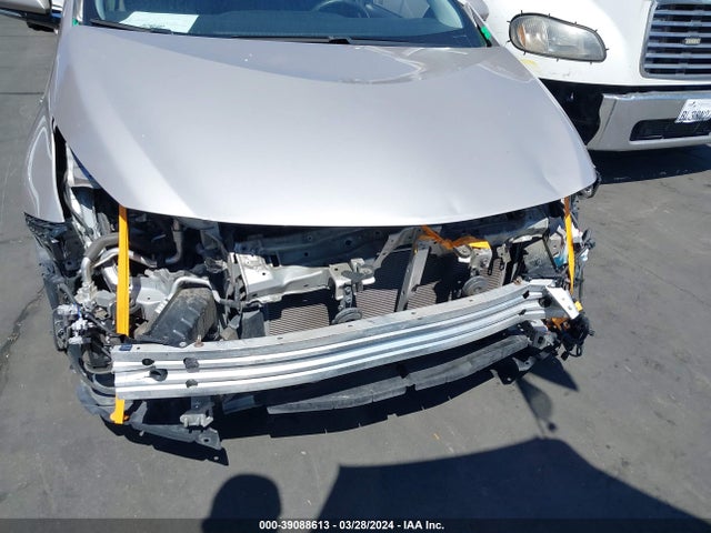 Toyota Prius Prime Premium 2017 JTDKARFP1H3046218 Image 6