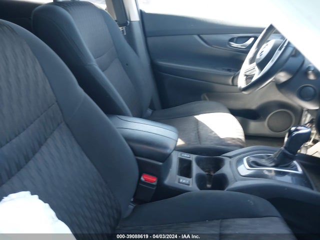 Nissan ROGUE SV 2018 5N1AT2MV7JC785206 Image 5
