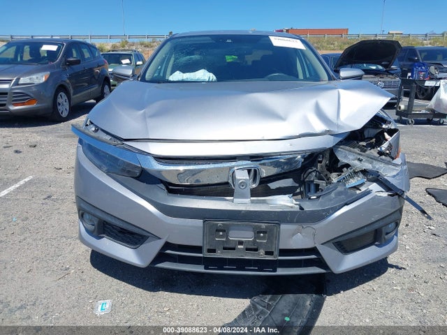 Honda Civic Touring 2017 2HGFC1F91HH634746 Image 12