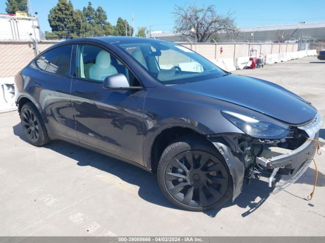 2023 TESLA MODEL Y 7SAYGAEE5PF830562