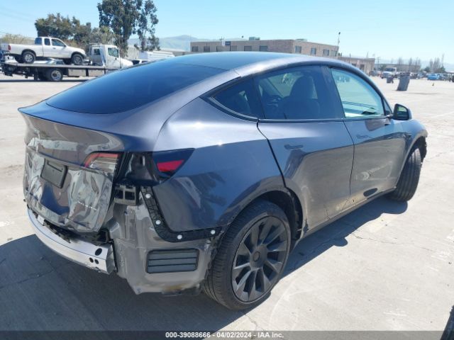 2023 TESLA MODEL Y 7SAYGAEE5PF830562 Photo 3