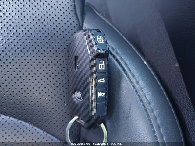 5XXG34J27MG040352 KIA K5 EX