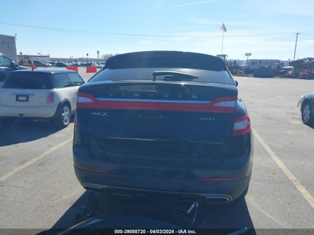 2LMPJ8KR7JBL30529 Lincoln Mkx Select