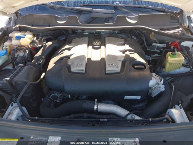 2012 VOLKSWAGEN TOUAREG WVGEK9BP7CD006580 Photo 9