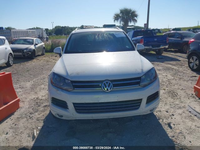 2012 VOLKSWAGEN TOUAREG WVGEK9BP7CD006580 Photo 5