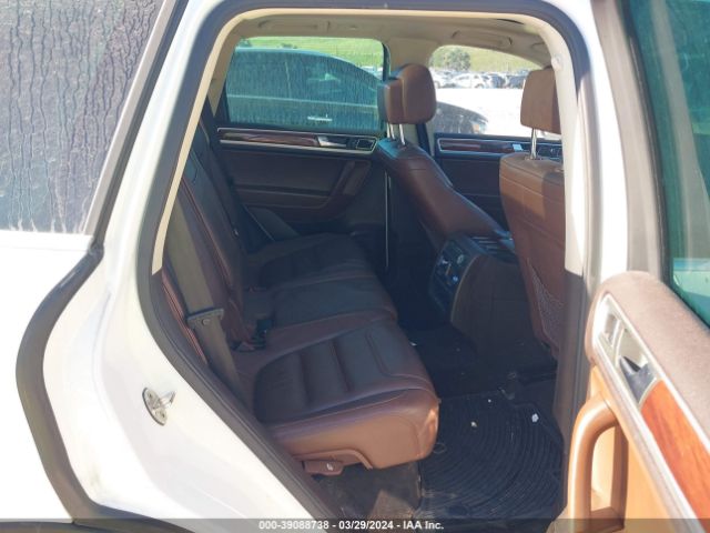 2012 VOLKSWAGEN TOUAREG WVGEK9BP7CD006580 Photo 7