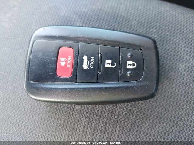 Toyota COROLLA LE 2020 JTDHPRAEXLJ069306 Image 11