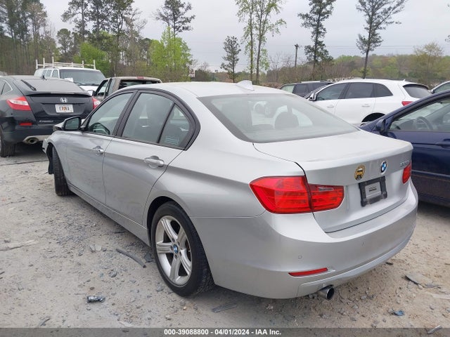BMW 320i 2014 WBA3B1G50ENS78192 Image 3