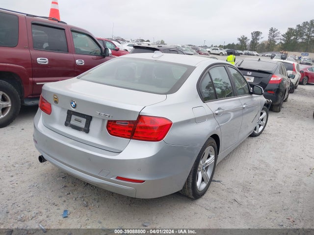 BMW 320i 2014 WBA3B1G50ENS78192 Image 4