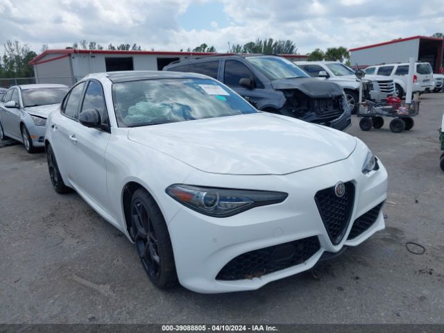 ZARFAMAN8K7613363 Alfa Romeo Giulia Sport Rwd