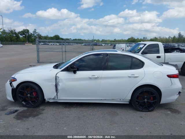 ZARFAMAN8K7613363 Alfa Romeo Giulia Sport Rwd