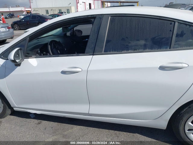 Chevrolet CRUZE LS 2019 1G1BC5SM1K7151588 Image 14