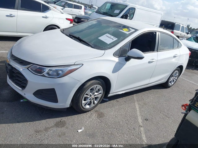 Chevrolet CRUZE LS 2019 1G1BC5SM1K7151588 Image 2