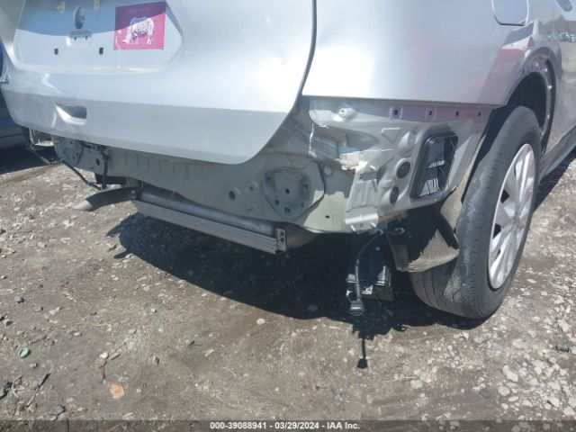 5N1AT2MT5LC758913 Nissan Rogue S Fwd