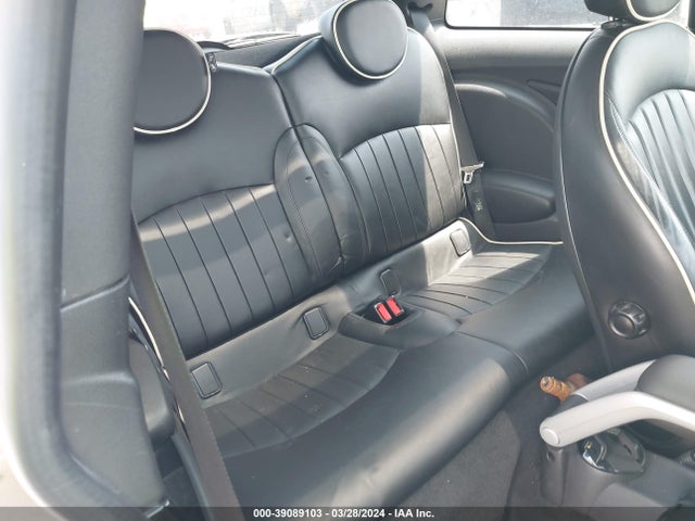 2007 MINI COOPER S WMWMF73537TL86435 Photo 7