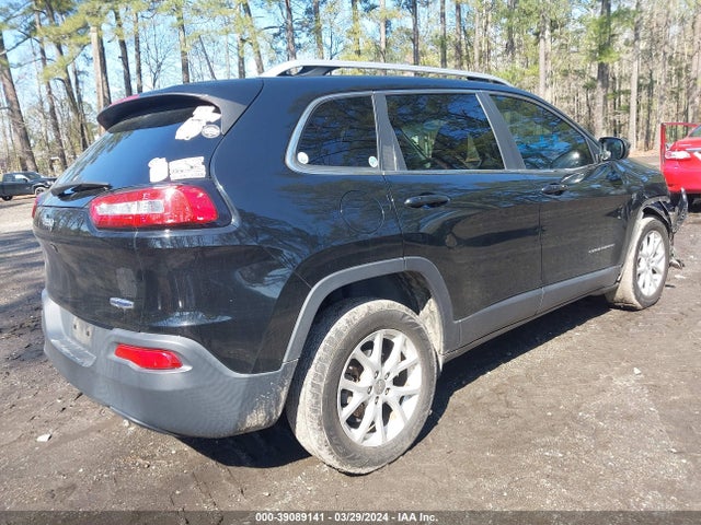 1C4PJLLB4JD510212 Jeep Cherokee Latitude Plus Fwd