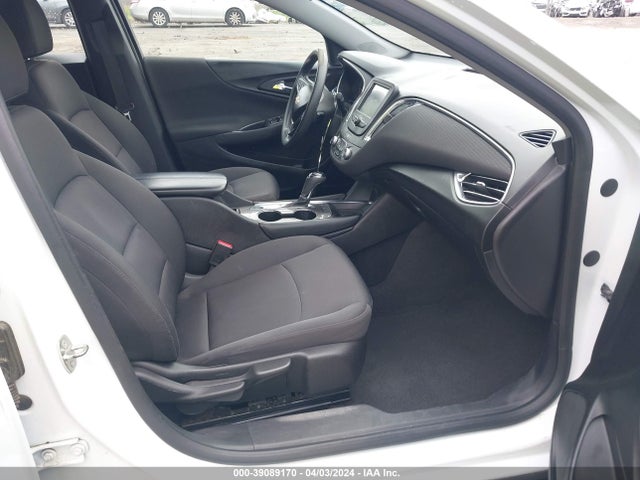 Chevrolet MALIBU LT 2018 1G1ZD5ST0JF131713 Image 5