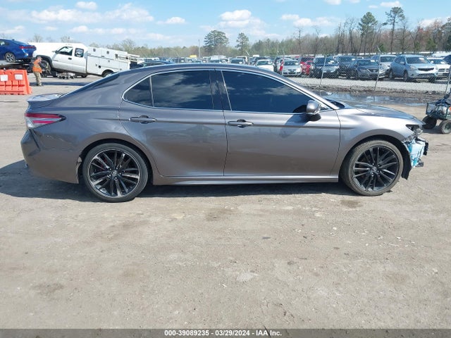 Toyota CAMRY XSE 2018 4T1B61HK2JU014457 Image 13