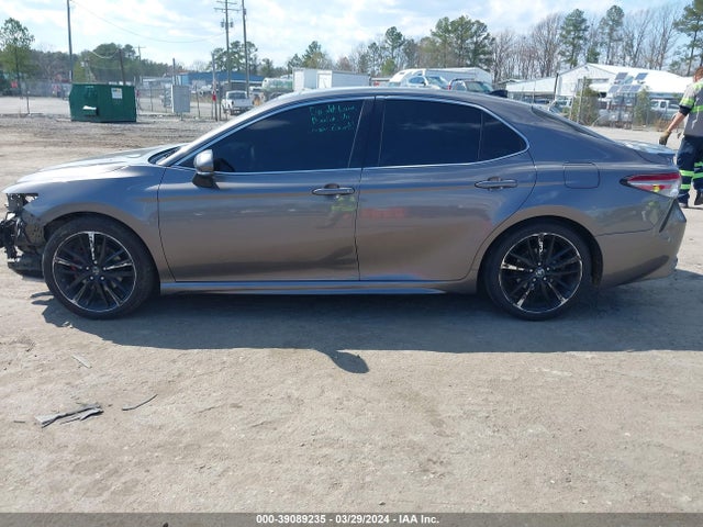 Toyota CAMRY XSE 2018 4T1B61HK2JU014457 Image 14