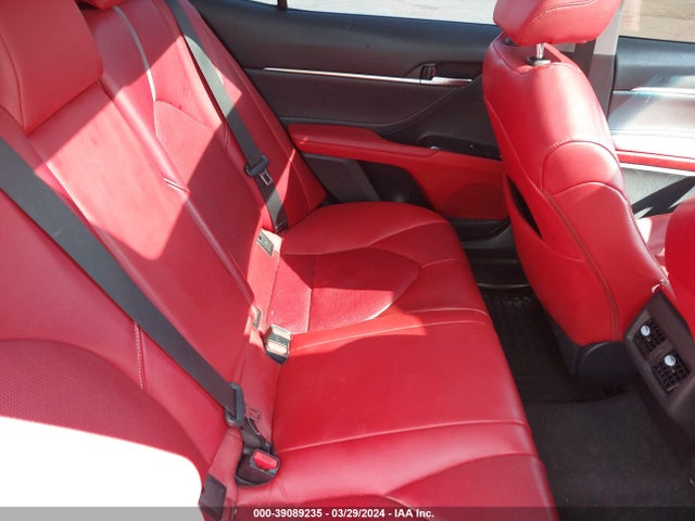 Toyota CAMRY XSE 2018 4T1B61HK2JU014457 Image 8