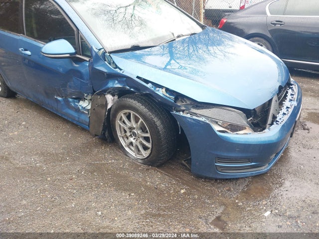 3VW217AU6GM000833 Volkswagen Golf Tsi S 4-door