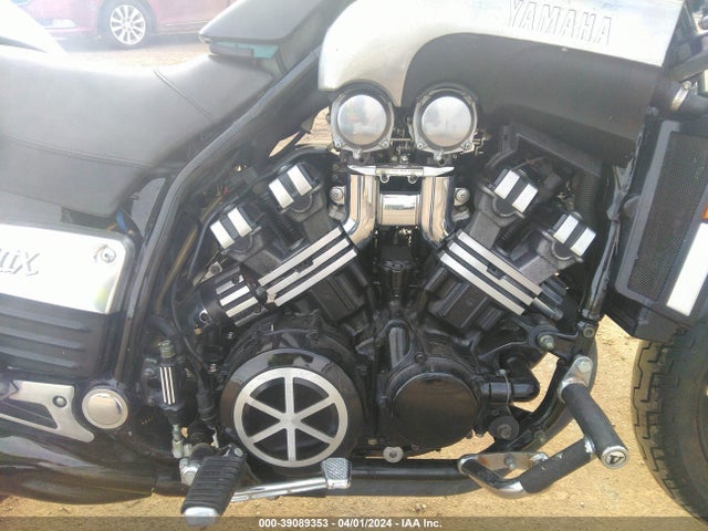 Продажа на аукционе авто 1997 Yamaha Vmx12, vin: JYA2WEE00VA064856, номер лота: 39089353