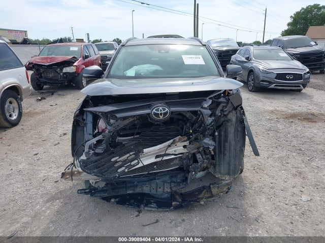 Toyota Rav4 Xle 2022 2T3W1RFV4NC190016 Image 11