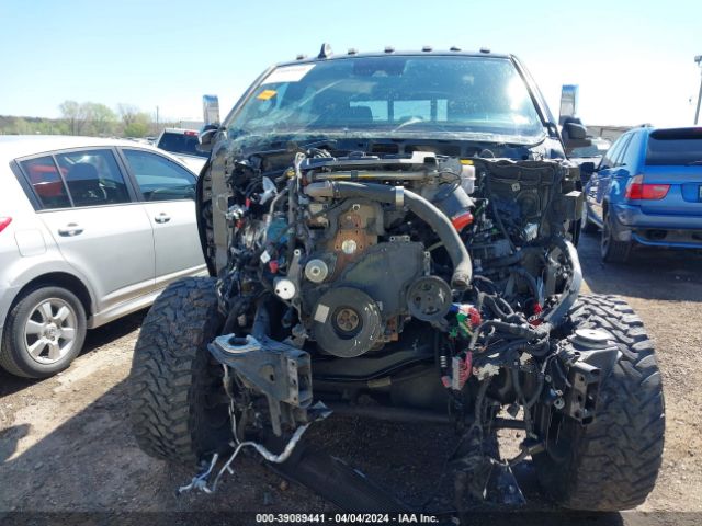 3C6UR5TL9KG622855 RAM 2500 Limited Mega Cab 4x4 6'4 Box