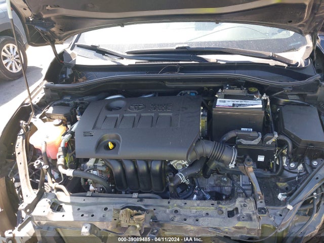 Toyota C-HR XLE 2018 NMTKHMBX0JR019731 Image 10