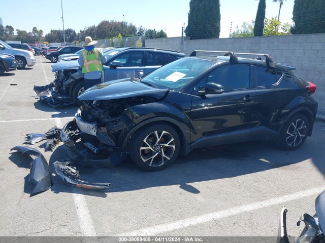 Toyota C-HR XLE 2018 NMTKHMBX0JR019731 Image 14