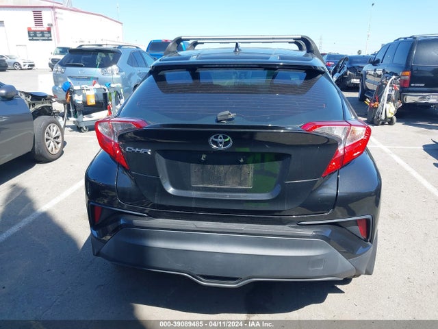Toyota C-HR XLE 2018 NMTKHMBX0JR019731 Image 16