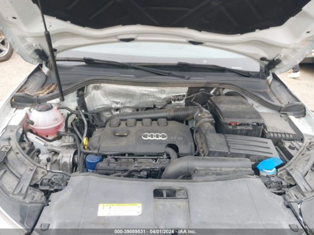 WA1ECCFS5HR016896 Audi Q3 2.0t Premium