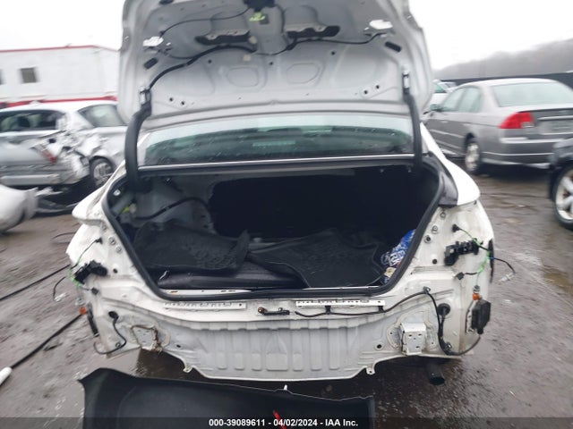 Toyota CAMRY LE 2018 4T1B11HK3JU138638 Image 17