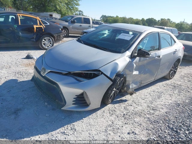 Toyota COROLLA SE 2017 5YFBURHE4HP729430 Image 2