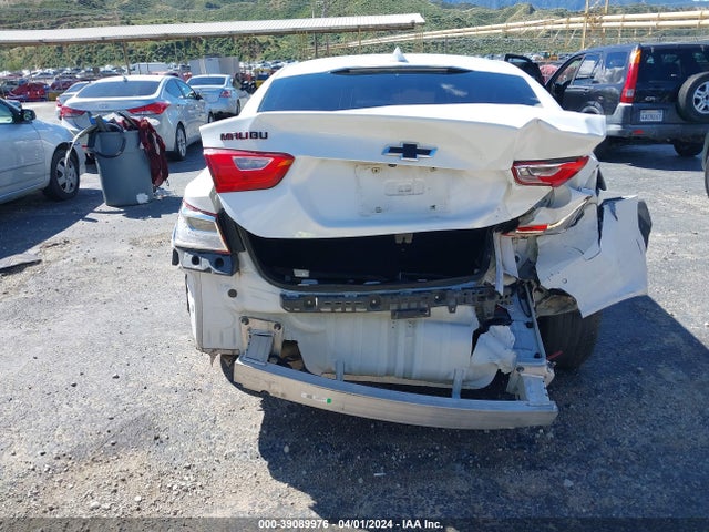 Chevrolet MALIBU LT 2018 1G1ZD5ST5JF233671 Image 17