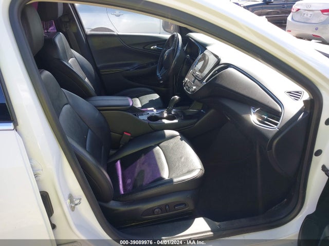 Chevrolet MALIBU LT 2018 1G1ZD5ST5JF233671 Image 5