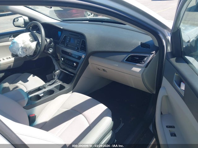 Hyundai SONATA SE 2015 5NPE24AFXFH071115 Image 5