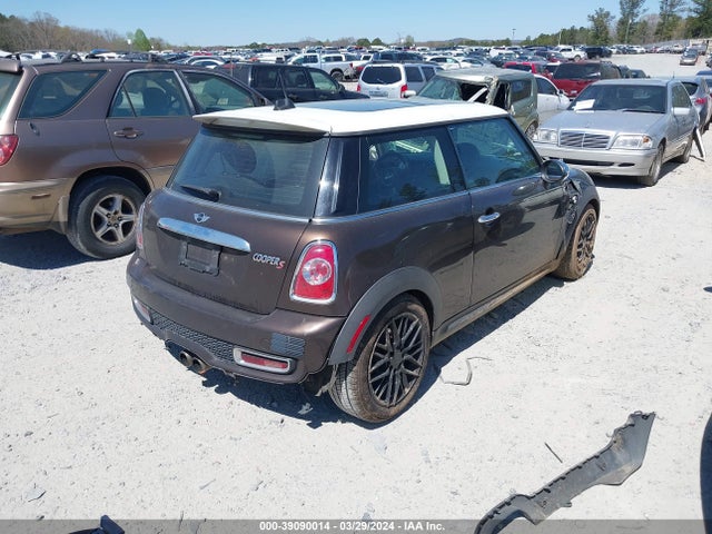2011 MINI COOPER S WMWSV3C51BTY22145 Photo 3
