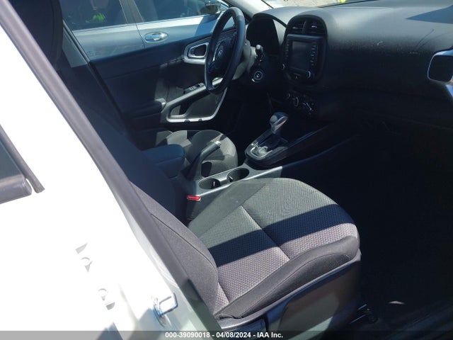 KIA SOUL LX 2020 KNDJ23AU1L7726513 Image 5