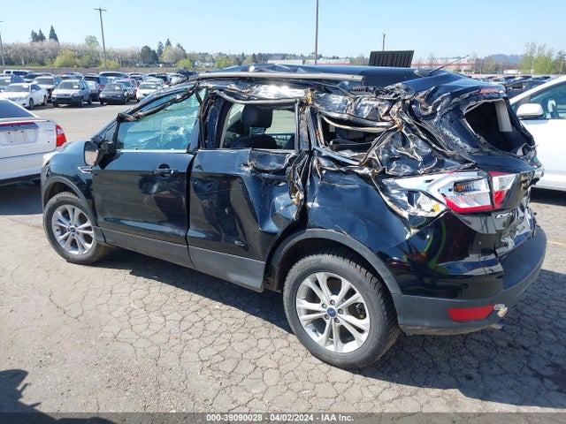 Ford ESCAPE SE 2017 1FMCU9G99HUD85858 Image 3