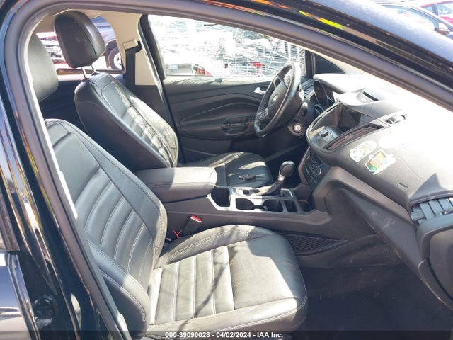 Ford ESCAPE SE 2017 1FMCU9G99HUD85858 Image 5